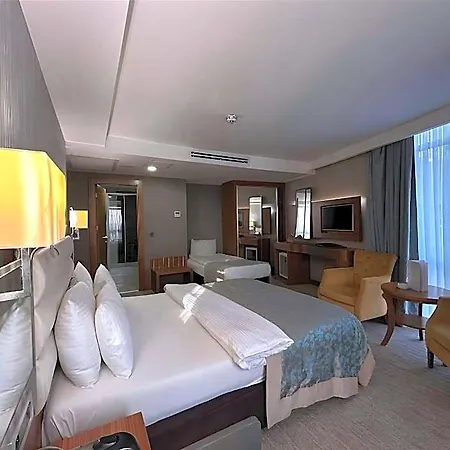 Ξενοδοχείο Grand Turkuaz 4*