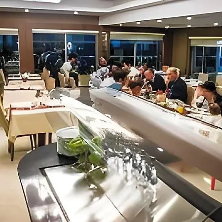 Ξενοδοχείο Grand Turkuaz 4*